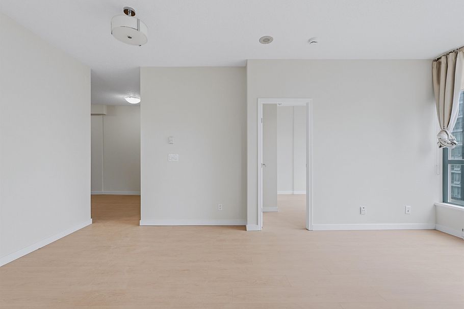 2304 1239 W Georgia Street Vancouver, BC - 12