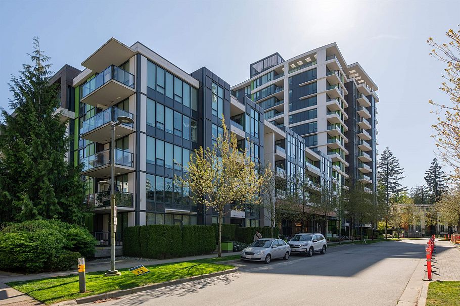 523 3563 Ross Drive Vancouver, BC - 2