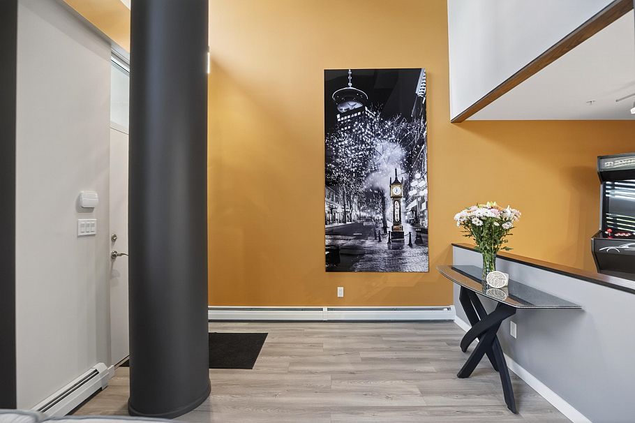 112 W 1st Avenue Vancouver, BC - 10