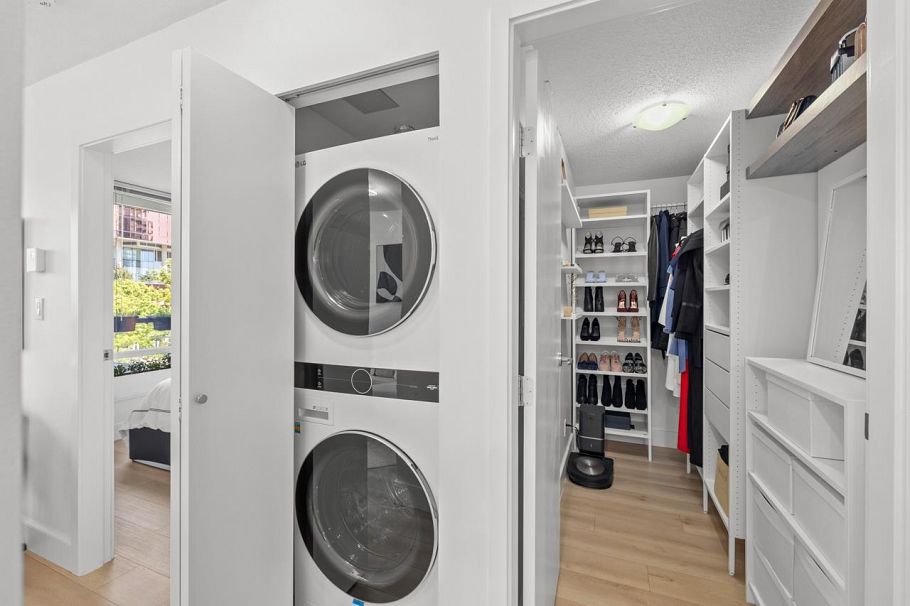 607 939 Expo Boulevard Vancouver, BC - 14