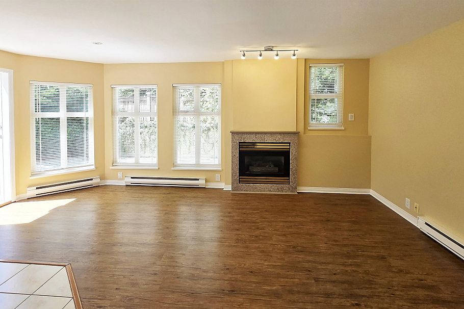 101 1099 W 71st Avenue Vancouver, BC - 2