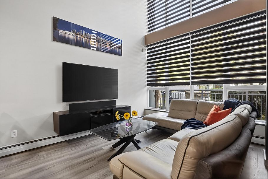 112 W 1st Avenue Vancouver, BC - 6