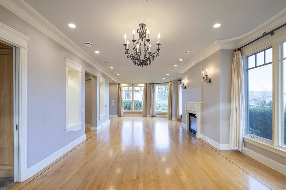 3808 W 13th Avenue Vancouver, BC - 8