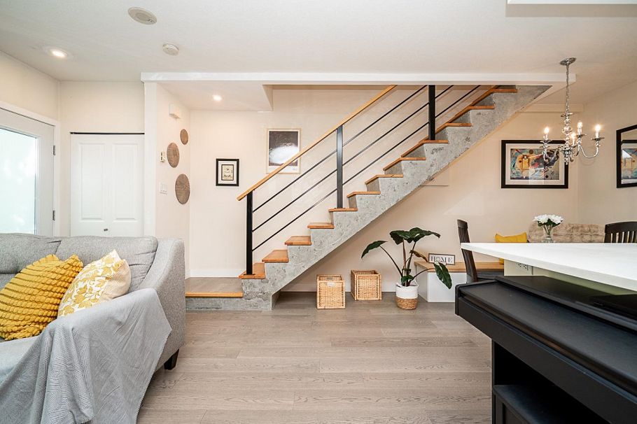 1261 Richards Street Vancouver, BC - 9