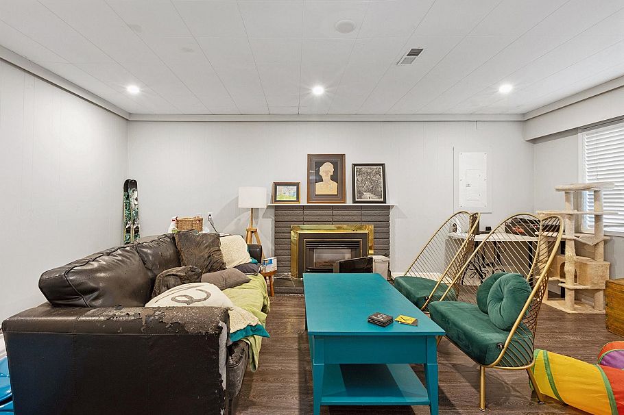 651 E 17th Avenue Vancouver, BC - 22