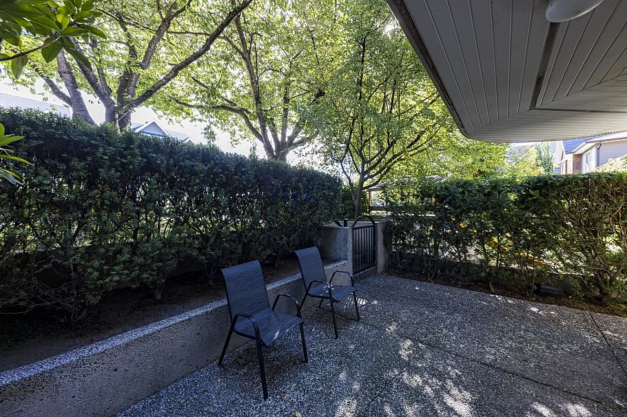 7 249 E 4th Street North Vancouver, BC - 5
