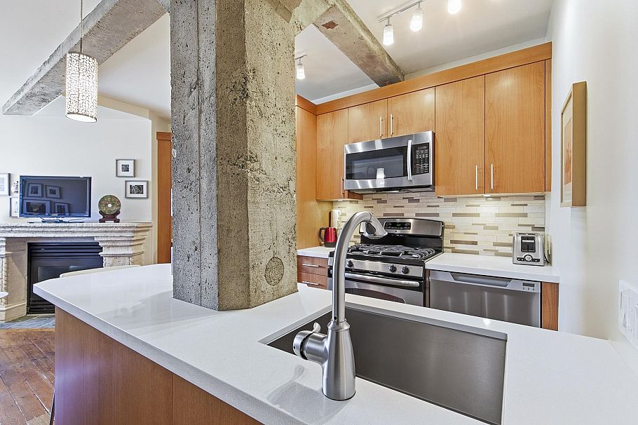 512 1216 Homer Street Vancouver, BC - 9