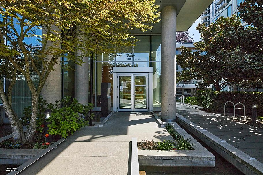 2605 8031 Nunavut Lane Vancouver, BC - 3