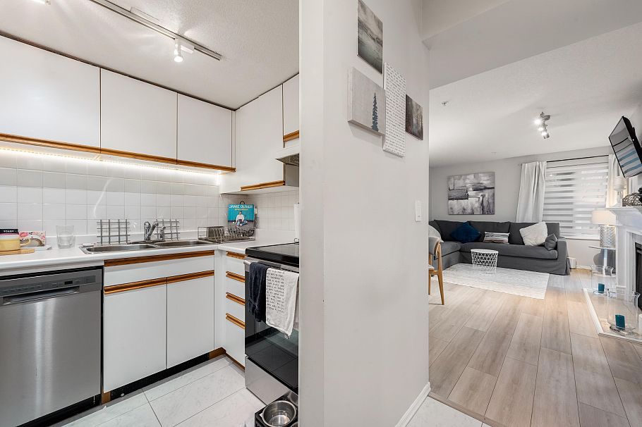 102 725 W 7th Avenue Vancouver, BC - 7