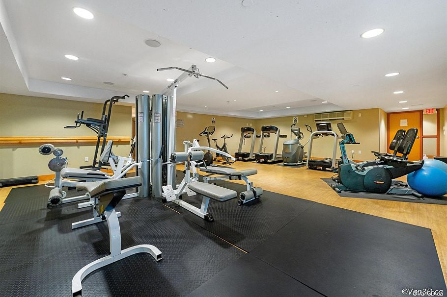 512 560 Raven Woods Drive North Vancouver, BC - 21
