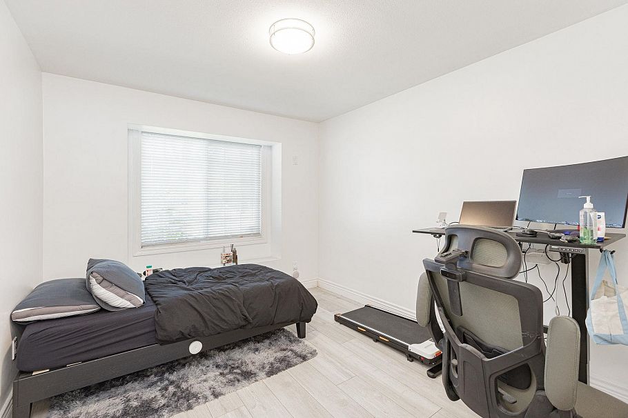 3529 Gladstone Street Vancouver, BC - 16