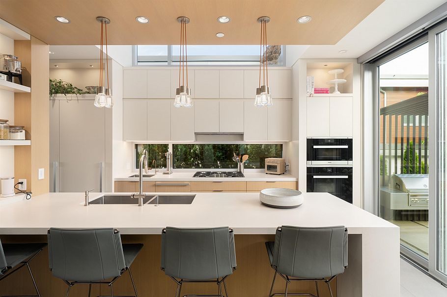 3250 W 20th Avenue Vancouver, BC - 14