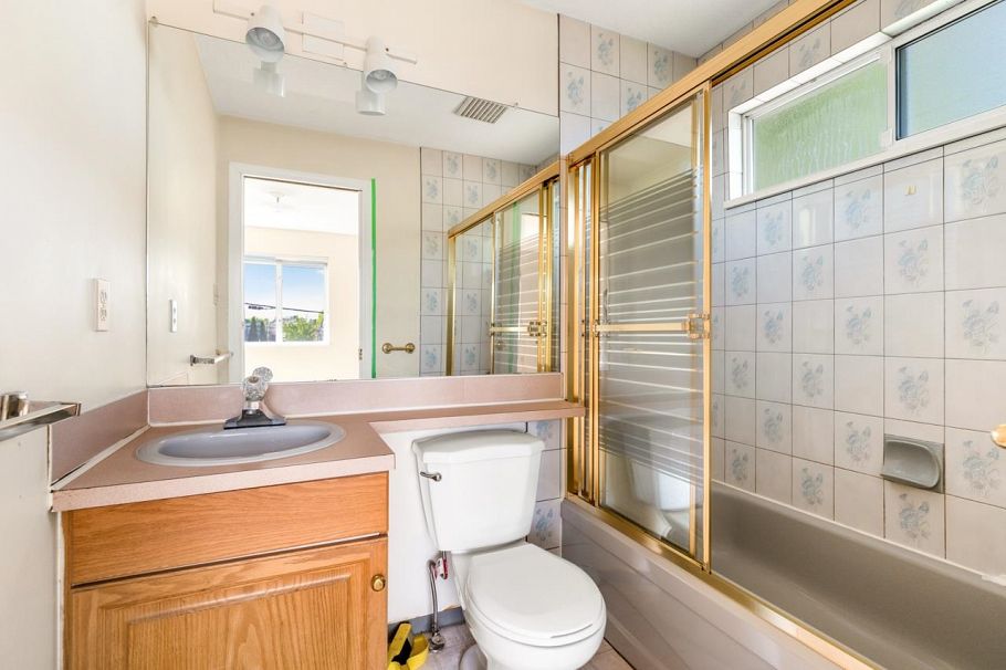 2547 E 34th Avenue Vancouver, BC - 13