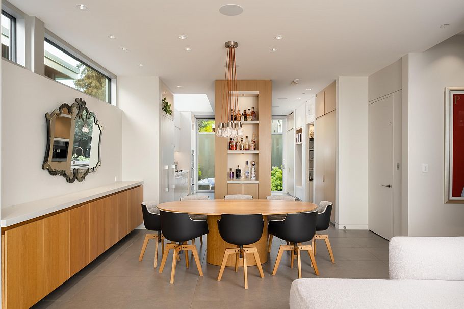 3250 W 20th Avenue Vancouver, BC - 9