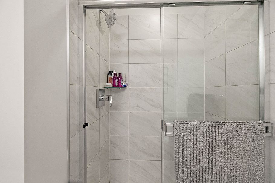 103 719 W 3rd Street North Vancouver, BC - 18