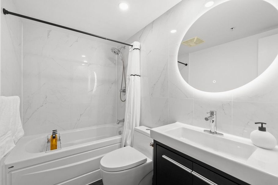 607 939 Expo Boulevard Vancouver, BC - 9