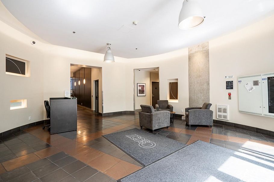 1261 Richards Street Vancouver, BC - 36