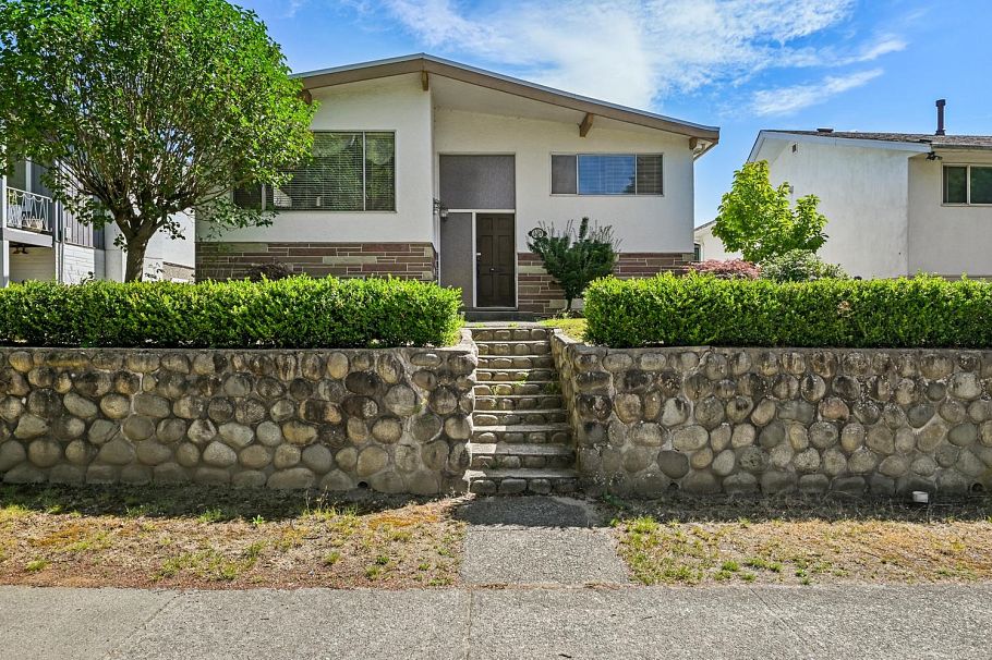 2763 Rosemont Drive Vancouver, BC - 22