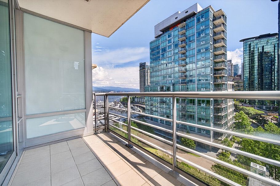 1004 590 Nicola Street Vancouver, BC - 18