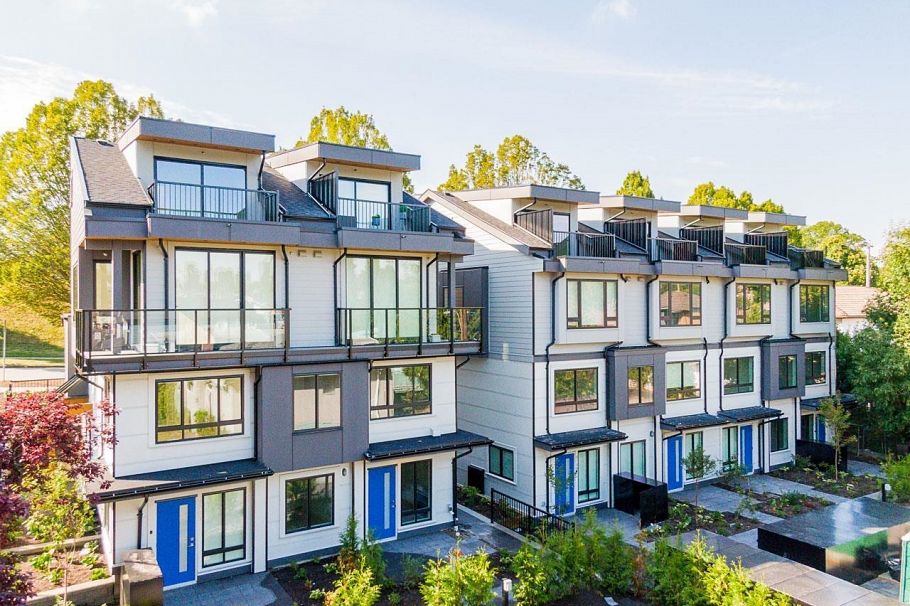 4728 Duchess Street Vancouver, BC - 3