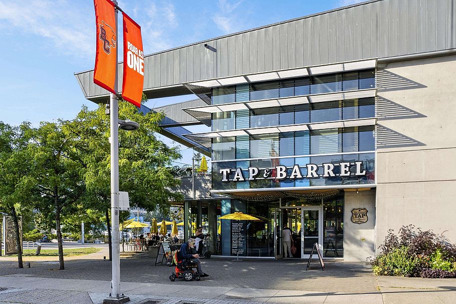 112 W 1st Avenue Vancouver, BC - 31