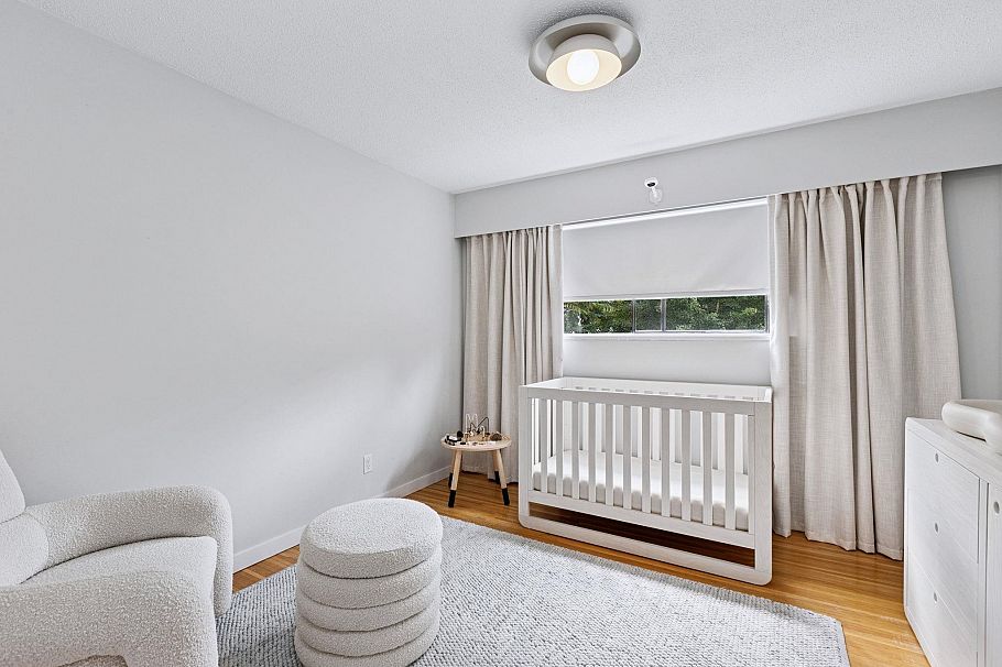651 E 17th Avenue Vancouver, BC - 19