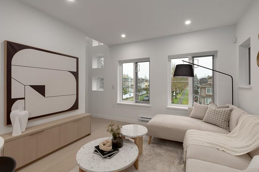 209 2339 E 34th Avenue Vancouver, BC - 5