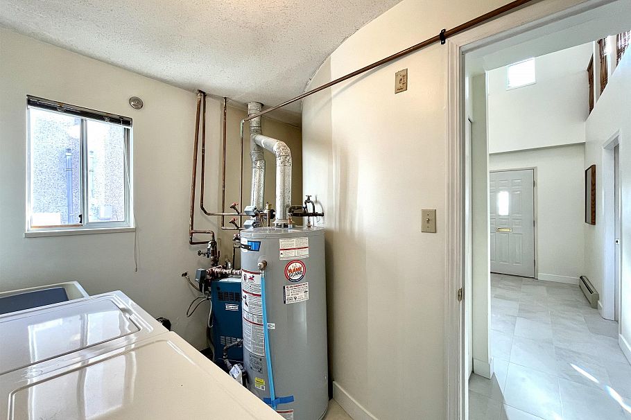 937 W 18th Avenue Vancouver, BC - 11