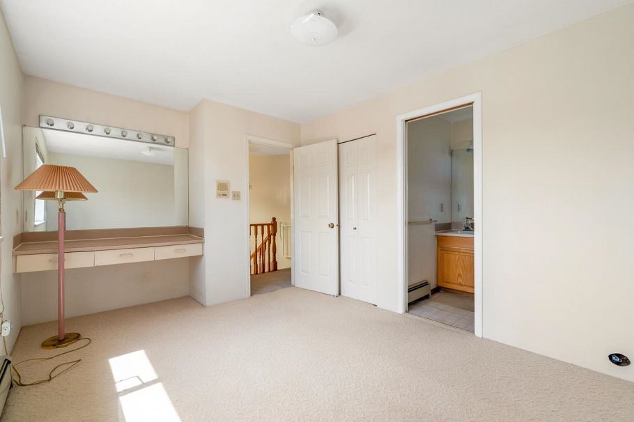 2547 E 34th Avenue Vancouver, BC - 14