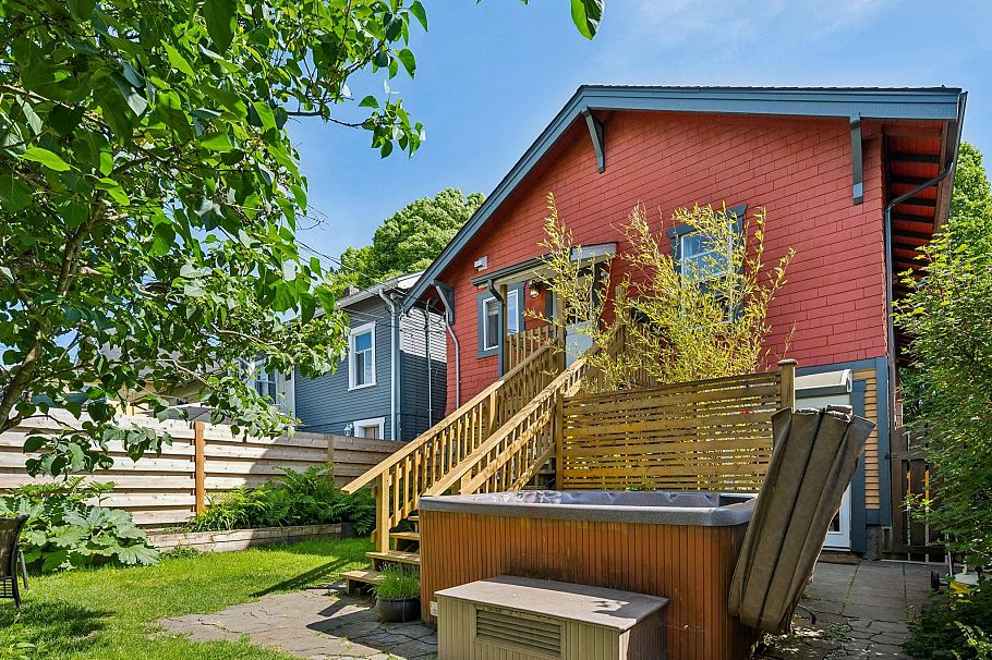 2323 Graveley Street Vancouver, BC - 34