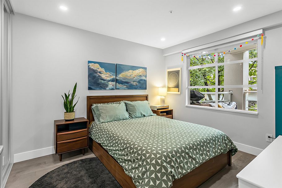 203 2555 W 4th Avenue Vancouver, BC - 25