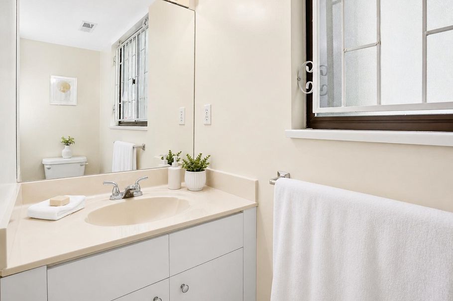 2940 Dresden Way North Vancouver, BC - 14