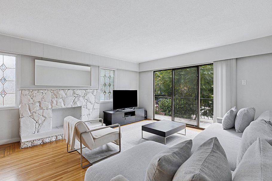651 E 17th Avenue Vancouver, BC - 5