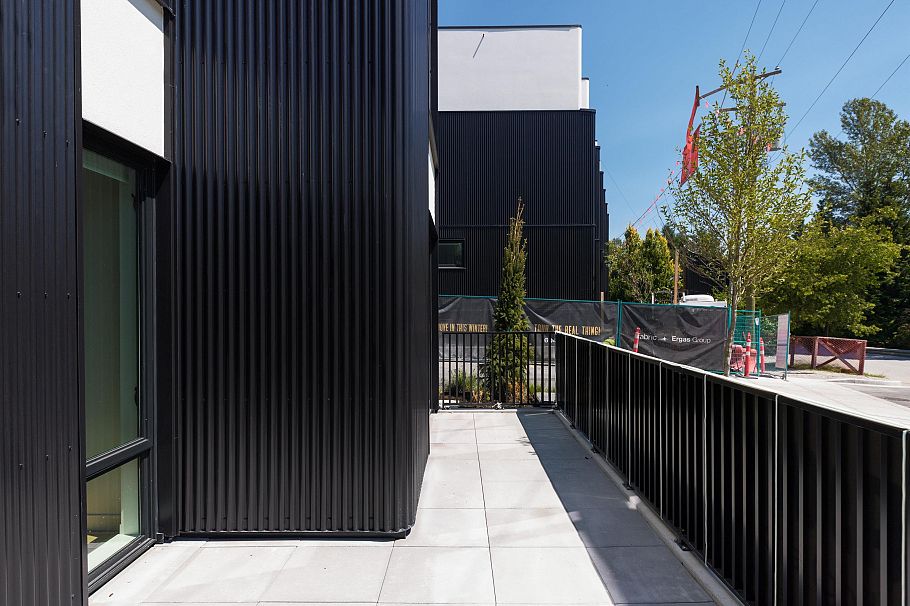 2407 N Grandview Highway Vancouver, BC - 35