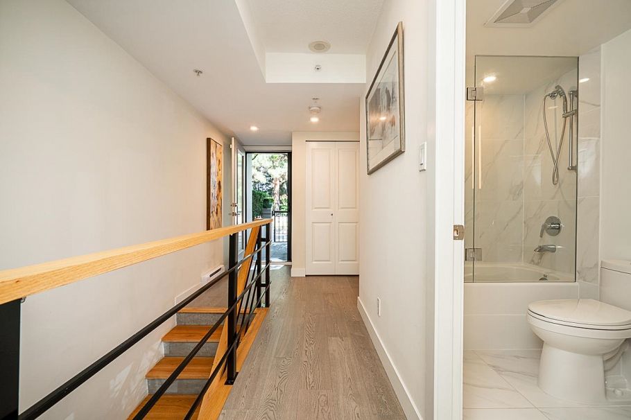 1261 Richards Street Vancouver, BC - 25