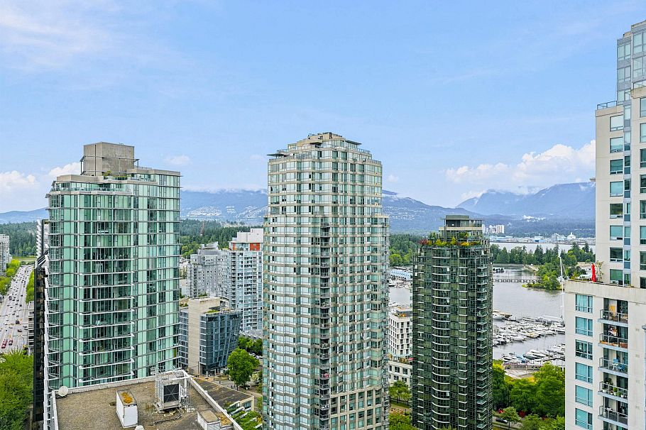 2304 1239 W Georgia Street Vancouver, BC - 9