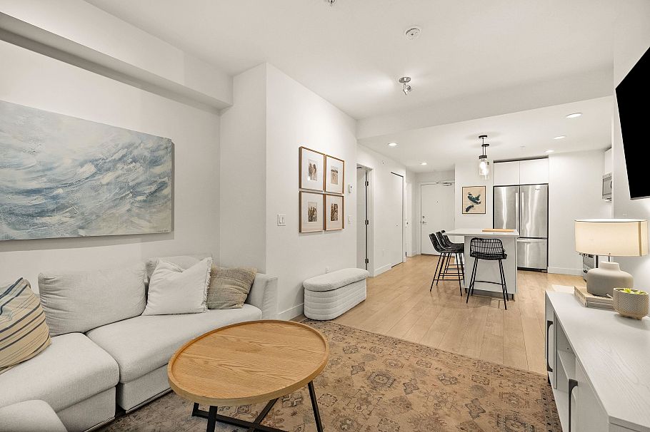 103 719 W 3rd Street North Vancouver, BC - 13