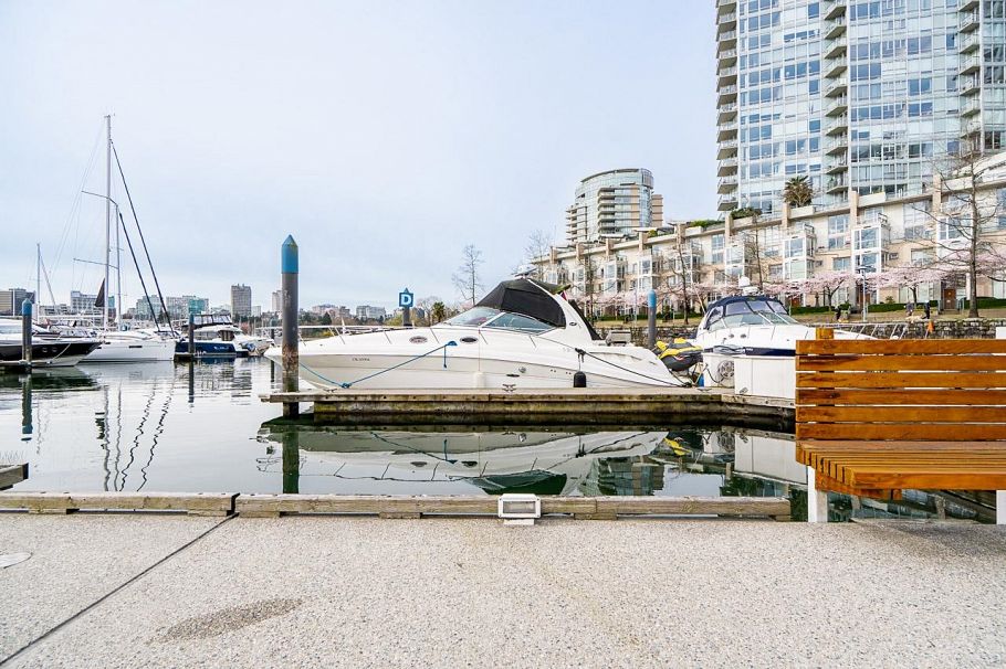D7 1088 Marinaside Crescent Vancouver, BC - 21