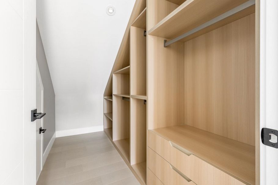 2 3771 W King Edward Avenue Vancouver, BC - 4