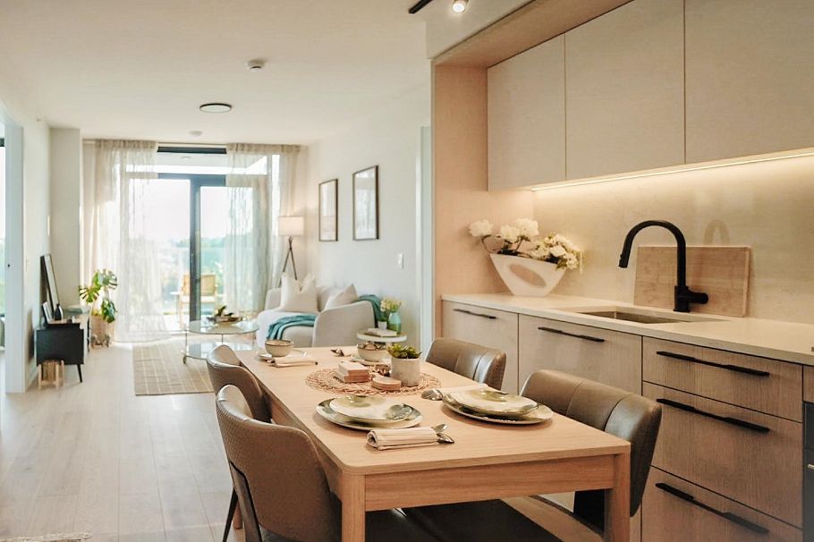 802 2729 Kingsway Vancouver, BC - 3