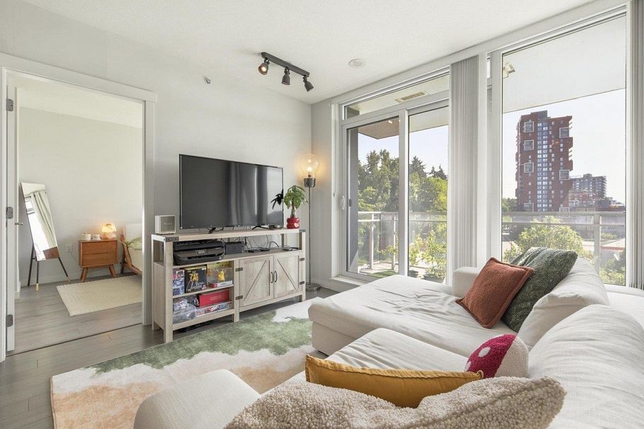 711 3281 E Kent Avenue North Vancouver, BC - 7