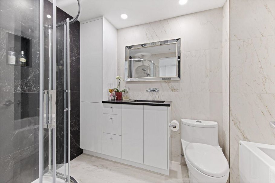 203 2555 W 4th Avenue Vancouver, BC - 23