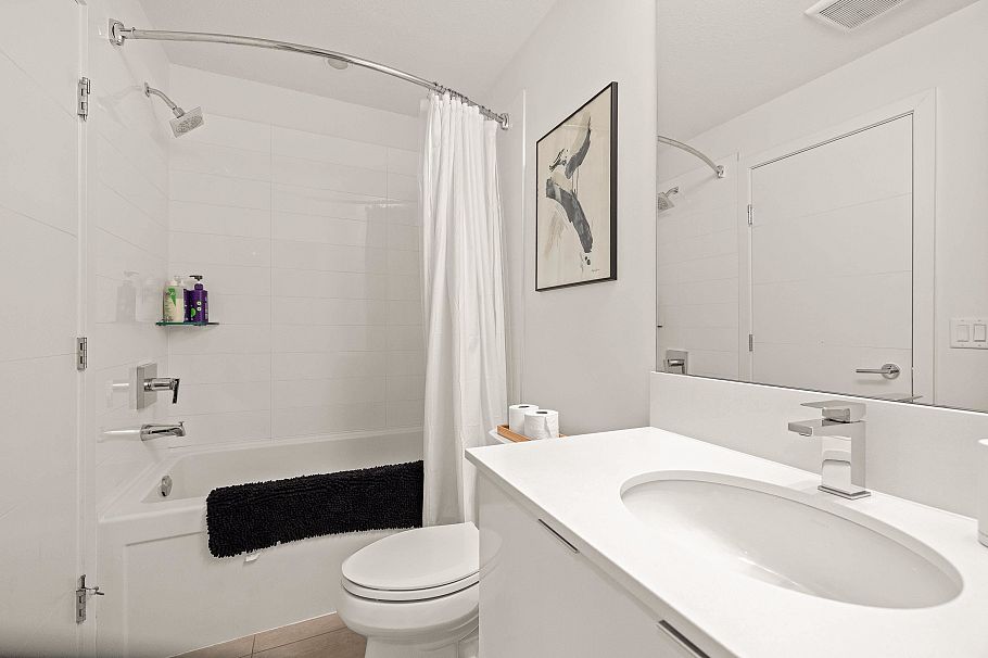 103 719 W 3rd Street North Vancouver, BC - 21