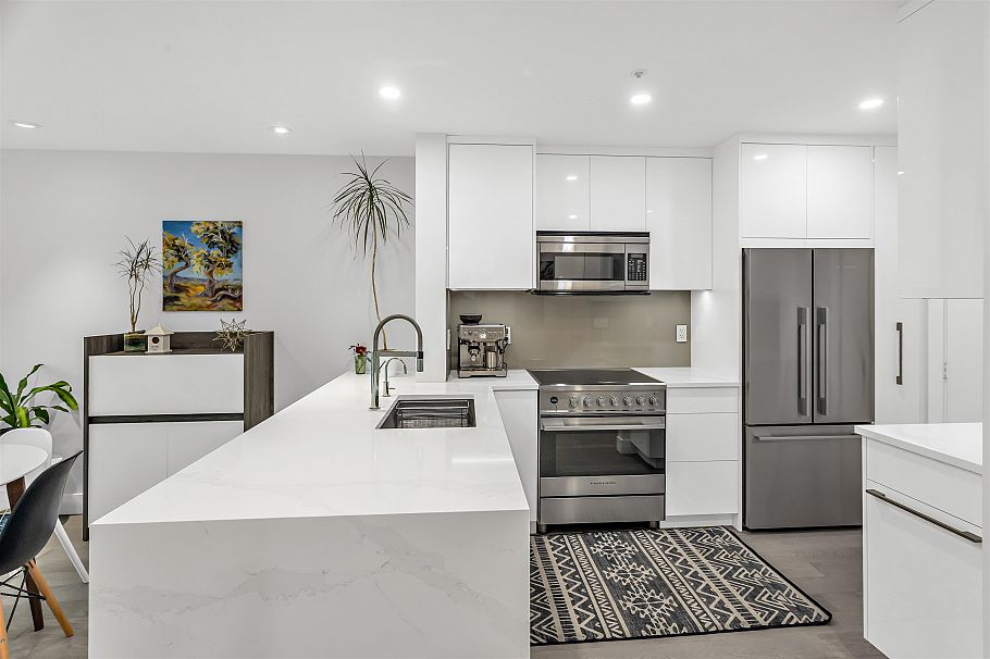 203 2555 W 4th Avenue Vancouver, BC - 8
