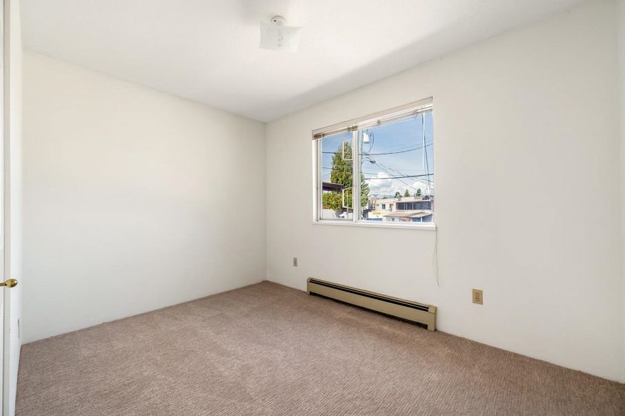 2547 E 34th Avenue Vancouver, BC - 10