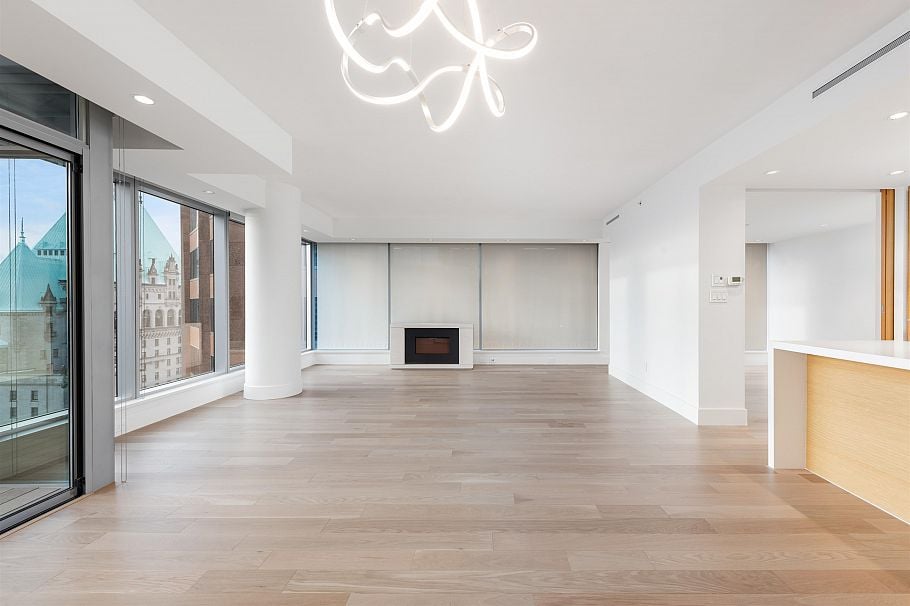 2301 667 Howe Street Vancouver, BC - 9