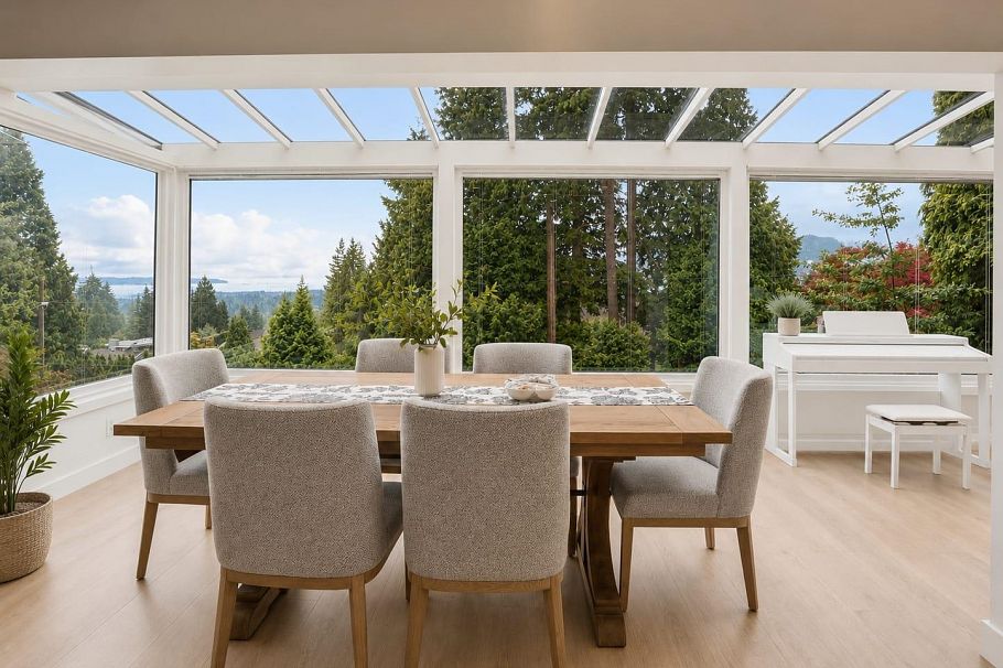 3570 Lonsdale Avenue North Vancouver, BC - 8