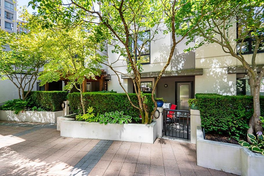 1261 Richards Street Vancouver, BC - 29
