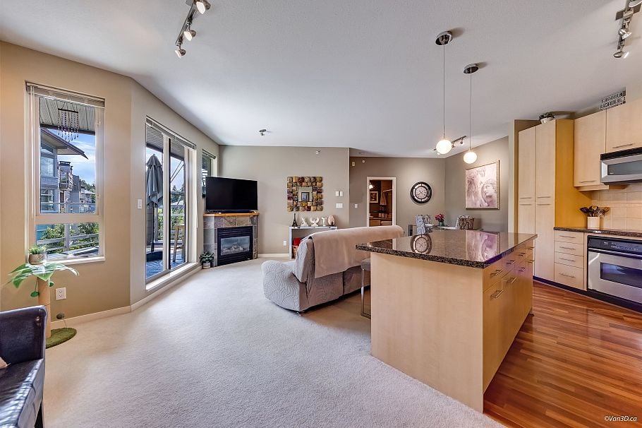 512 560 Raven Woods Drive North Vancouver, BC - 5