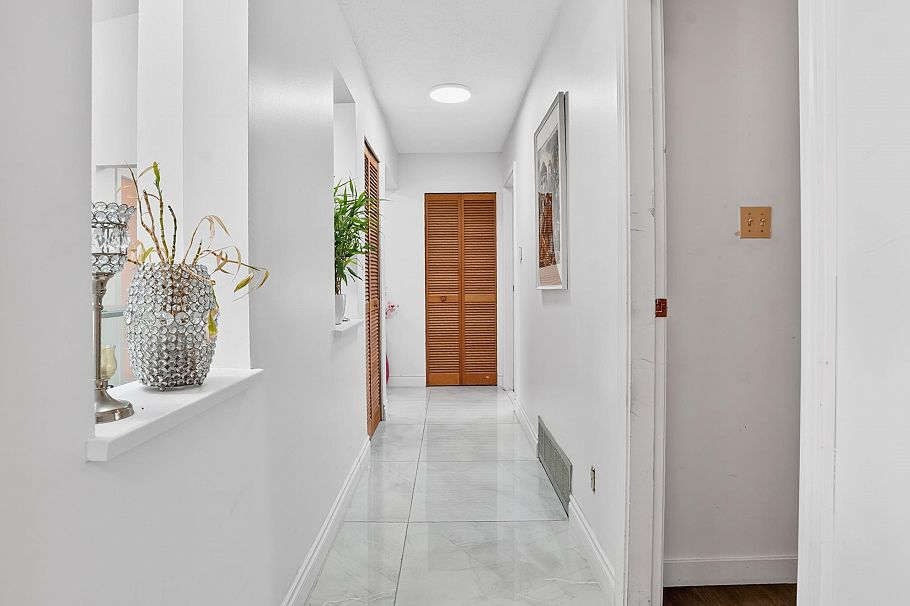 2940 Dresden Way North Vancouver, BC - 7